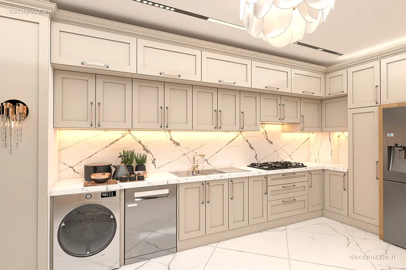 آشپزخانه کرم مات نئوکلاسیک با چیدمان ال، صفحه و بین کابینتی ماربل و نورپردازی خطی