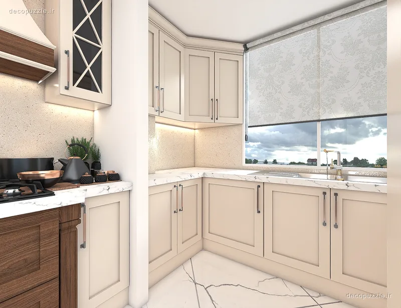 کابینت ممبران کرم با چیدمان ال، بین کابینتی ماربل و نورپردازی خطی در آشپزخانه