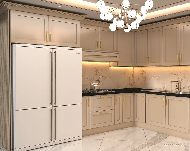 آشپزخانه نئوکلاسیک کرم با کابینت ممبران، چیدمان ال، صفحه ماربل و نورپردازی خطی
