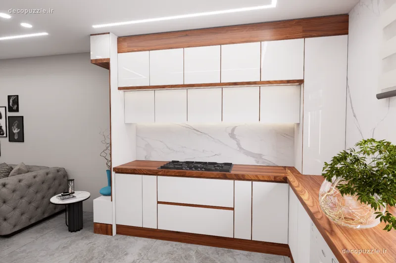کابینت مدرن سفید براق و طرح چوب به شکل ال با بین کابینتی ماربل و دستگیره مخفی