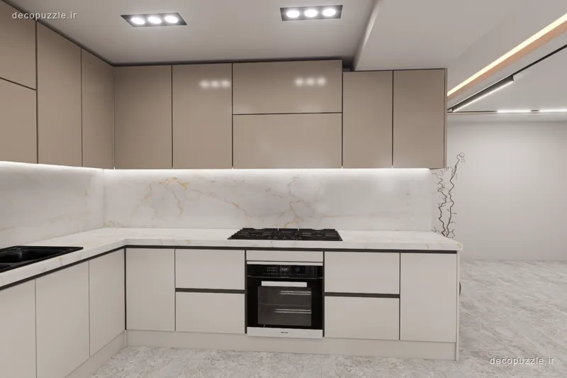 کابینت مات بژ با چیدمان ال، بین کابینتی ماربل و فر توکار در آشپزخانه