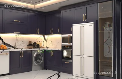 کابینت مدرن سرمه‌ای مات با چیدمان ال، ویترین، فر توکار و بین کابینتی ماربل در آشپزخانه