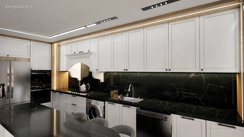 کابینت نئوکلاسیک سفید و مشکی با جزیره، فر توکار و بین کابینتی ماربل در آشپزخانه