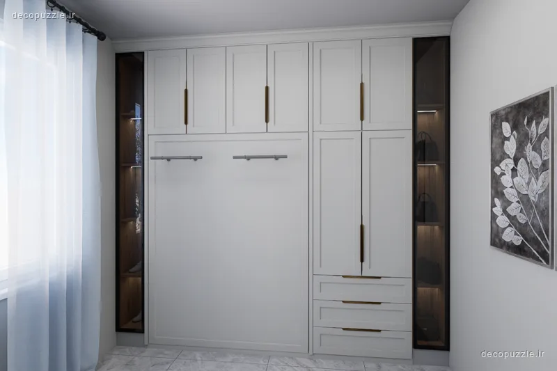 کابینت نئوکلاسیک سفید مات با ویترین شیشه‌ای و نورپردازی خطی در پذیرایی