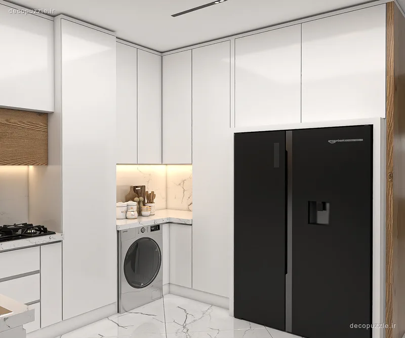کابینت مدرن سفید هایگلاس با چیدمان ال، بین کابینتی ماربل، طرح چوب و نورپردازی خطی