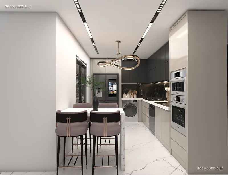 آشپزخانه مدرن با کابینت مات دورنگ، جزیره، بین کابینتی ماربل و نورپردازی خطی
