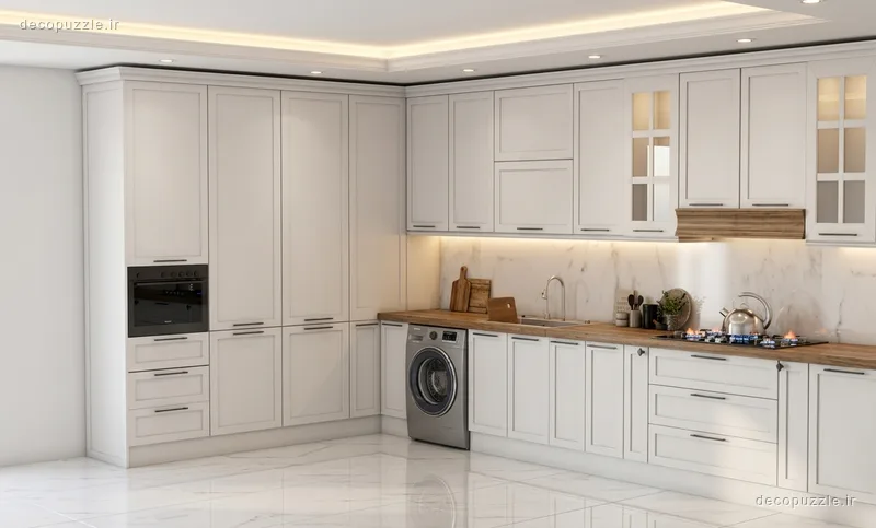 آشپزخانه نئوکلاسیک سفید با کابینت‌های تا سقف، صفحه طرح چوب، بین کابینتی ماربل و فر توکار